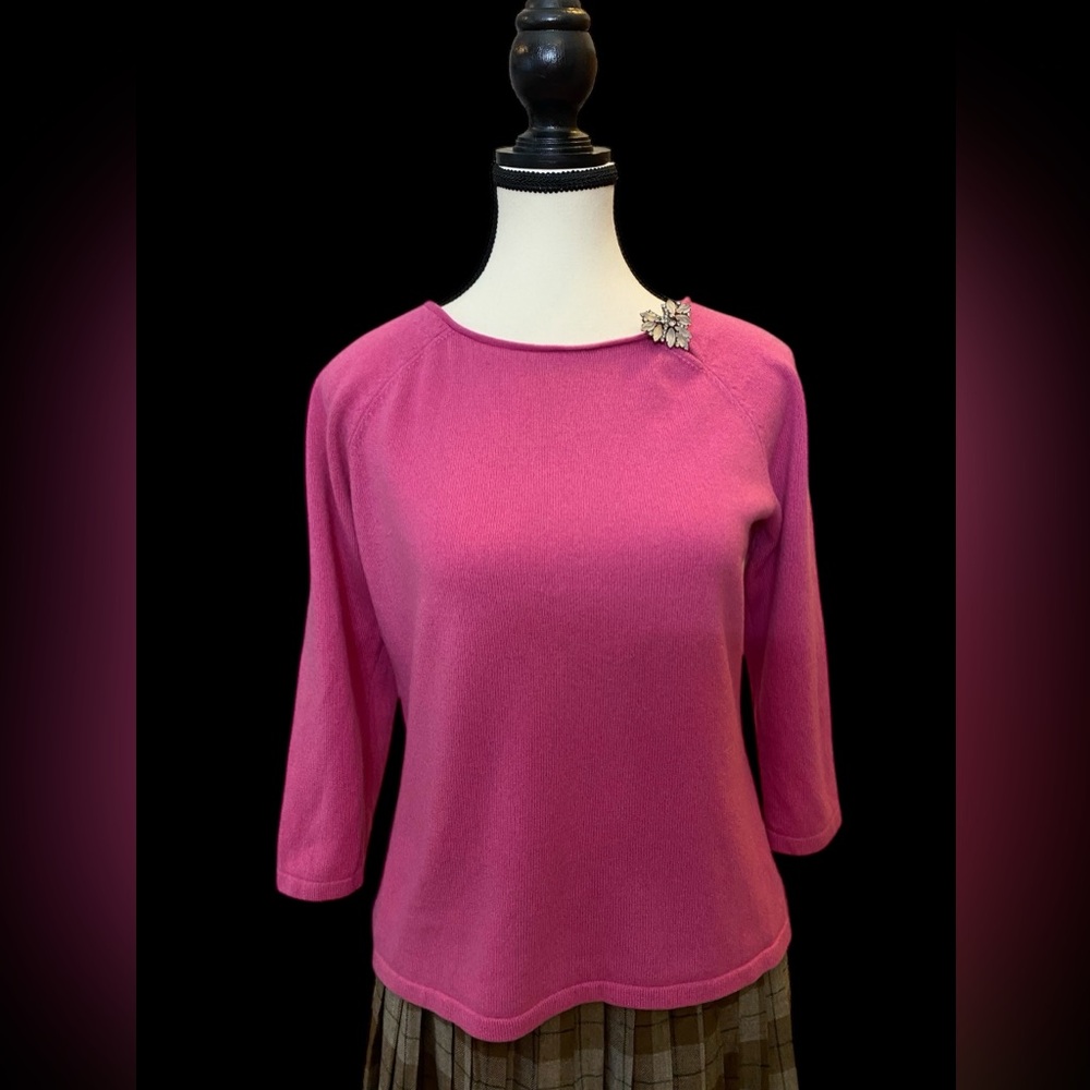 Pink cashmere sweater top fits S/M EUC no pilling 100% cashmere
